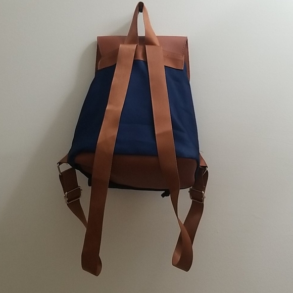 Cute Backpack - Picture 2 of 5